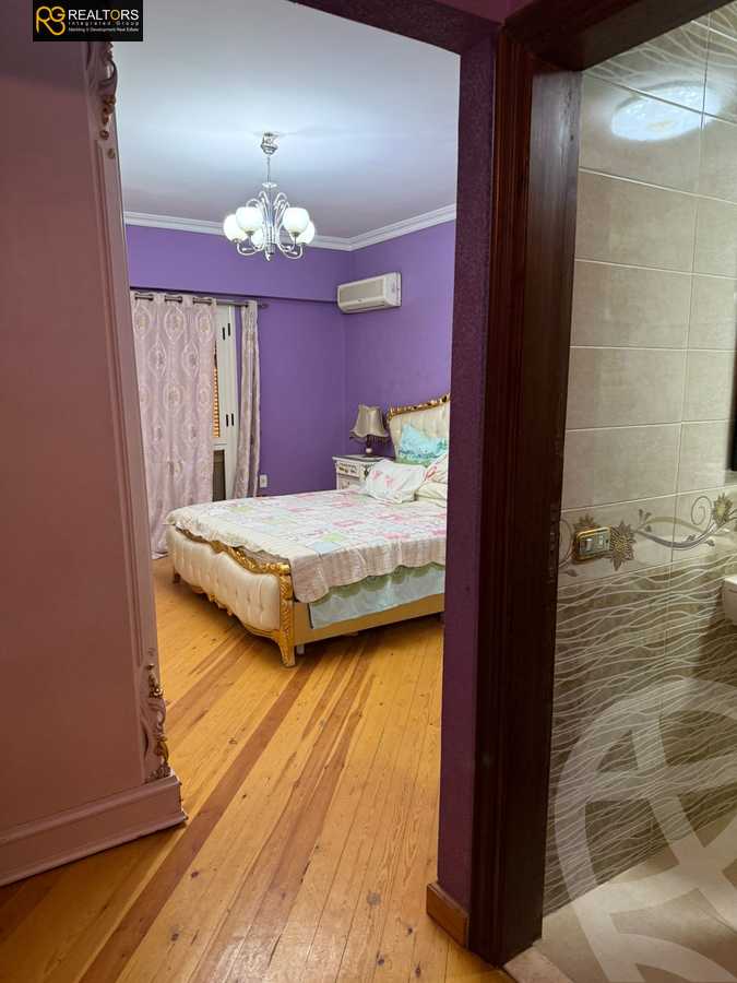 https://aqarmap.com.eg/en/listing/5596928-for-sale-cairo-6th-of-october-featured-neighborhood-first-touristic-village-al-lewaa-mohammed-ezzat-el-zyadi-st