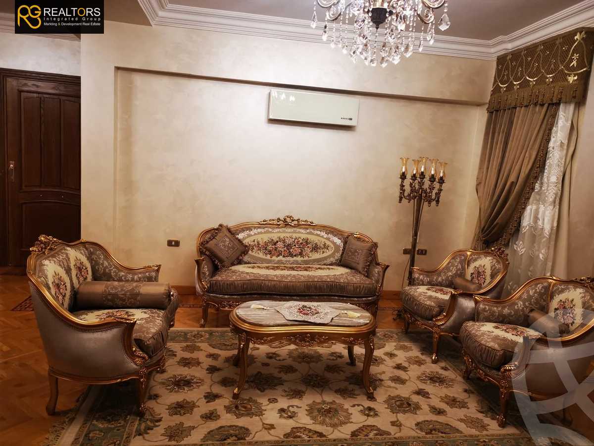 https://aqarmap.com.eg/en/listing/5596928-for-sale-cairo-6th-of-october-featured-neighborhood-first-touristic-village-al-lewaa-mohammed-ezzat-el-zyadi-st
