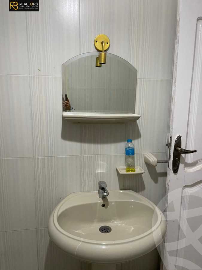 https://aqarmap.com.eg/en/listing/5607366-for-rent-cairo-6th-of-october-el-ahyaa-neighborhood-3rd-al-hay-al-thalith-st