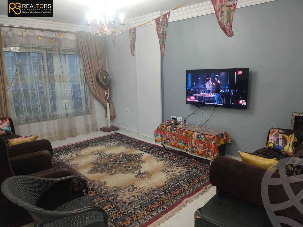 https://aqarmap.com.eg/en/listing/5641672-for-sale-cairo-6th-of-october-hadaeq-october-kmbwnd-fy-hdyq-ktwbr-east-park