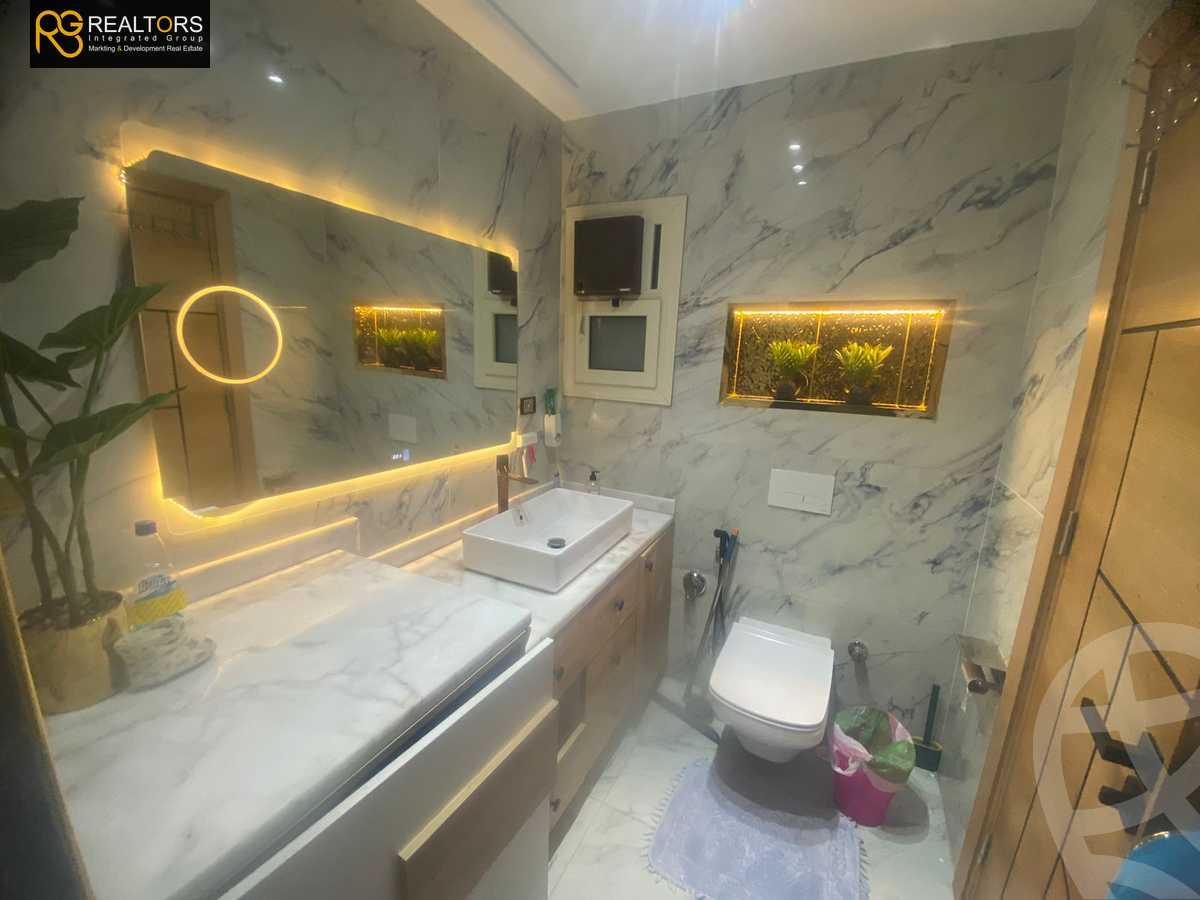 https://aqarmap.com.eg/en/listing/5642891-for-sale-cairo-6th-of-october-hadaeq-october-kmbwnd-fy-hdyq-ktwbr-kenz