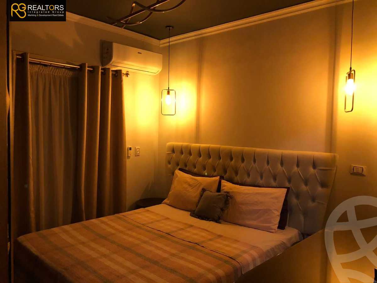 https://aqarmap.com.eg/ar/listing/5643197-for-sale-cairo-6th-of-october-hadaeq-october-kmbwnd-fy-hdyq-ktwbr-degla-gardens