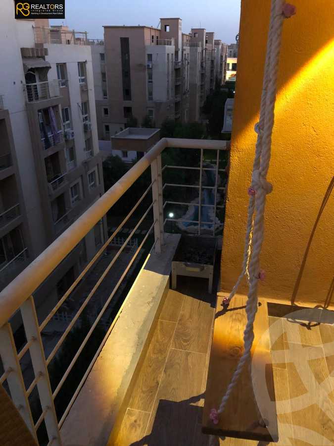 https://aqarmap.com.eg/ar/listing/5643197-for-sale-cairo-6th-of-october-hadaeq-october-kmbwnd-fy-hdyq-ktwbr-degla-gardens