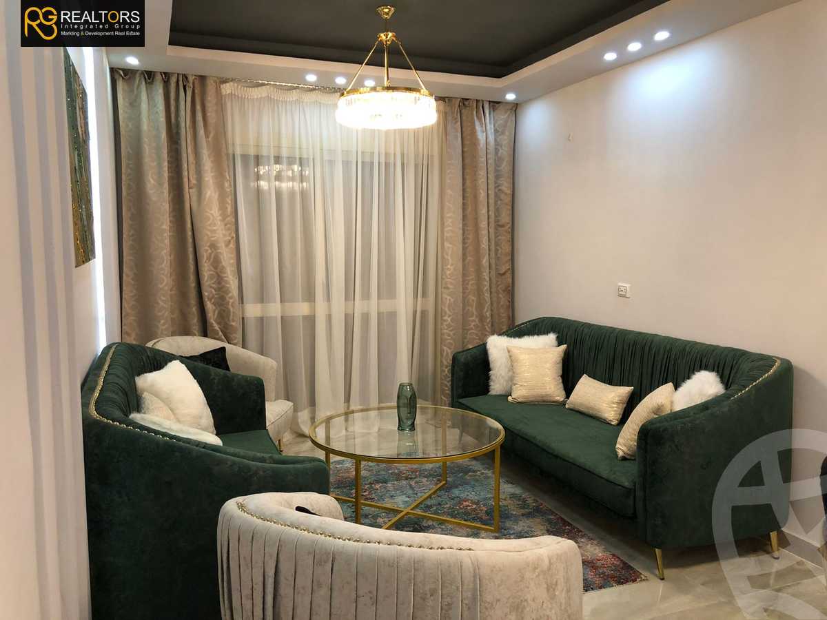 https://aqarmap.com.eg/ar/listing/5643197-for-sale-cairo-6th-of-october-hadaeq-october-kmbwnd-fy-hdyq-ktwbr-degla-gardens