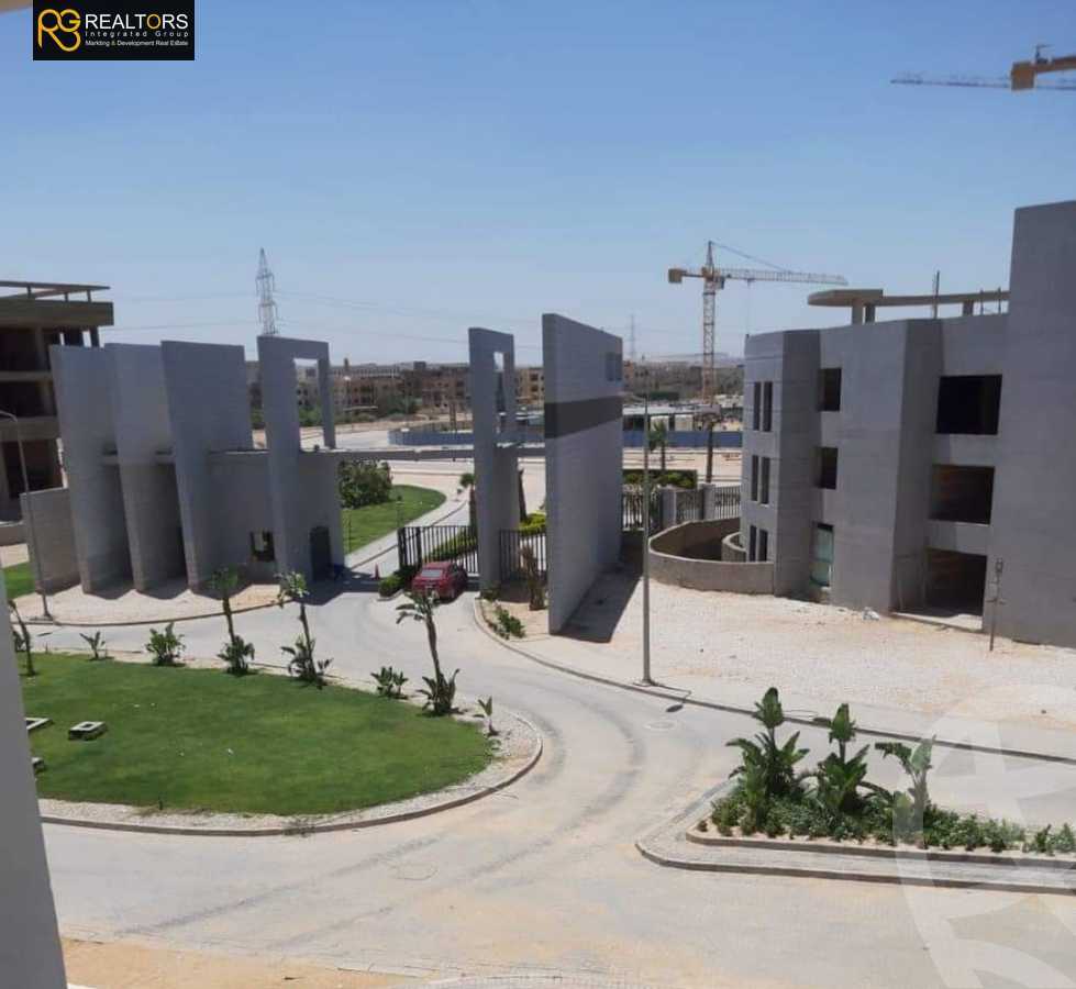 https://aqarmap.com.eg/en/listing/5643342-for-sale-cairo-6th-of-october-hadaeq-october-kmbwnd-fy-hdyq-ktwbr-lake-front
