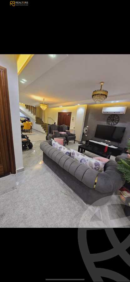 https://aqarmap.com.eg/ar/listing/5643442-for-sale-cairo-6th-of-october-el-tawsaat-el-shamalya-touristic-first-area