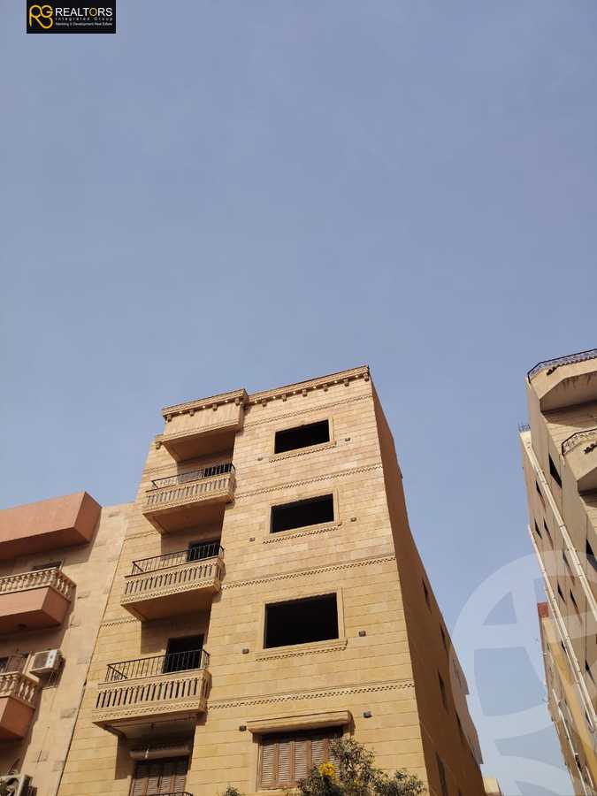 https://aqarmap.com.eg/en/listing/5654088-for-sale-cairo-6th-of-october-hadaeq-october