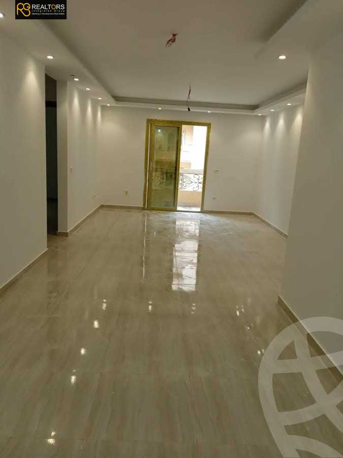 https://aqarmap.com.eg/en/listing/5654090-for-sale-cairo-6th-of-october-south-wahat