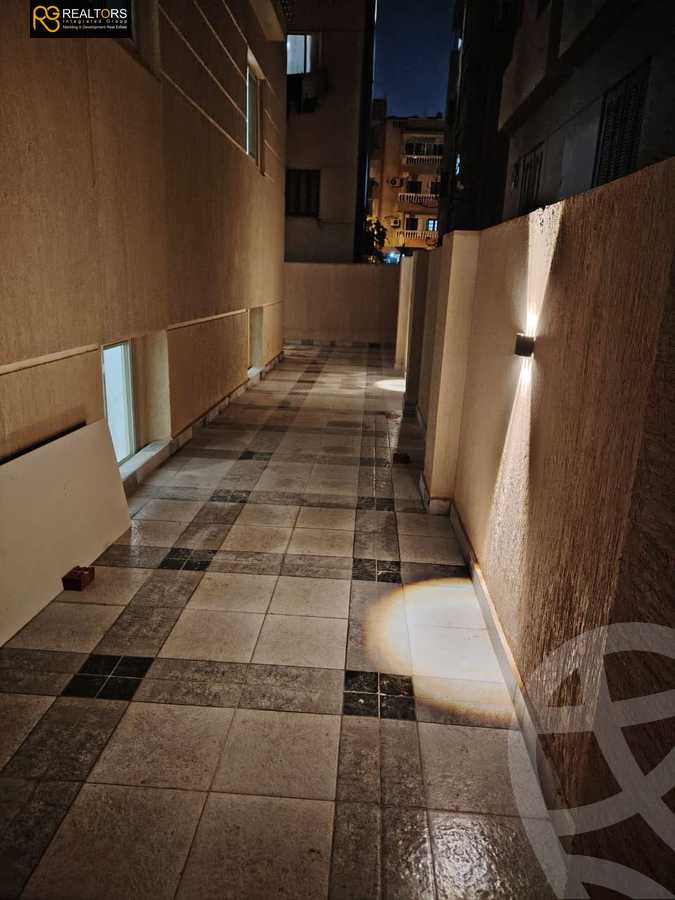 https://aqarmap.com.eg/en/listing/5654103-for-sale-cairo-6th-of-october-el-ahyaa-neighborhood-3rd