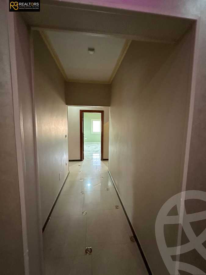 https://aqarmap.com.eg/ar/listing/5654118-for-sale-cairo-6th-of-october-featured-neighborhood-fourth-touristic-village-mahmoud-sami-el-baroudi-st