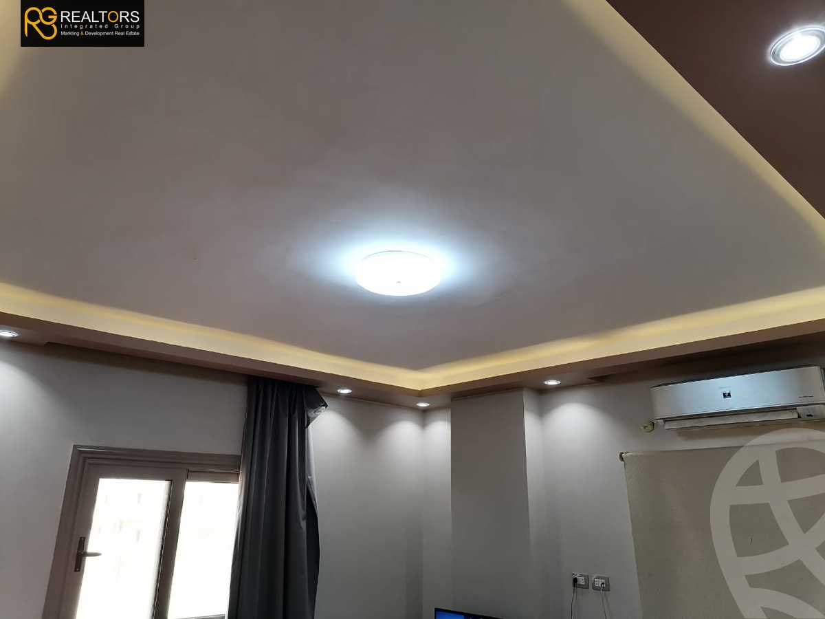https://aqarmap.com.eg/en/listing/5654195-for-sale-cairo-6th-of-october-el-tawsaat-el-shamalya-hy-2000-qt