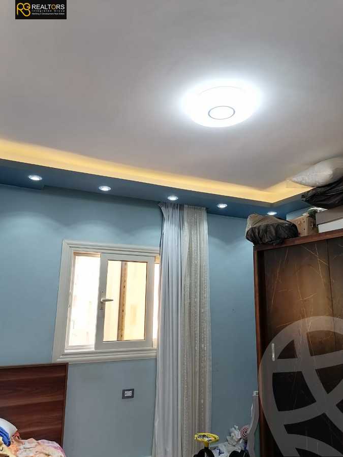 https://aqarmap.com.eg/en/listing/5654195-for-sale-cairo-6th-of-october-el-tawsaat-el-shamalya-hy-2000-qt