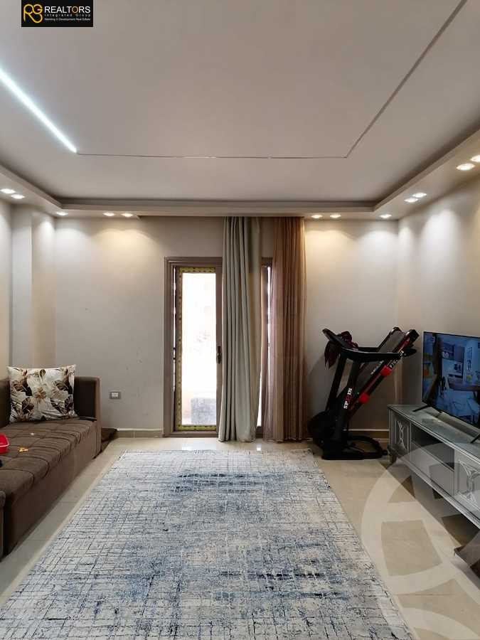https://aqarmap.com.eg/en/listing/5654195-for-sale-cairo-6th-of-october-el-tawsaat-el-shamalya-hy-2000-qt