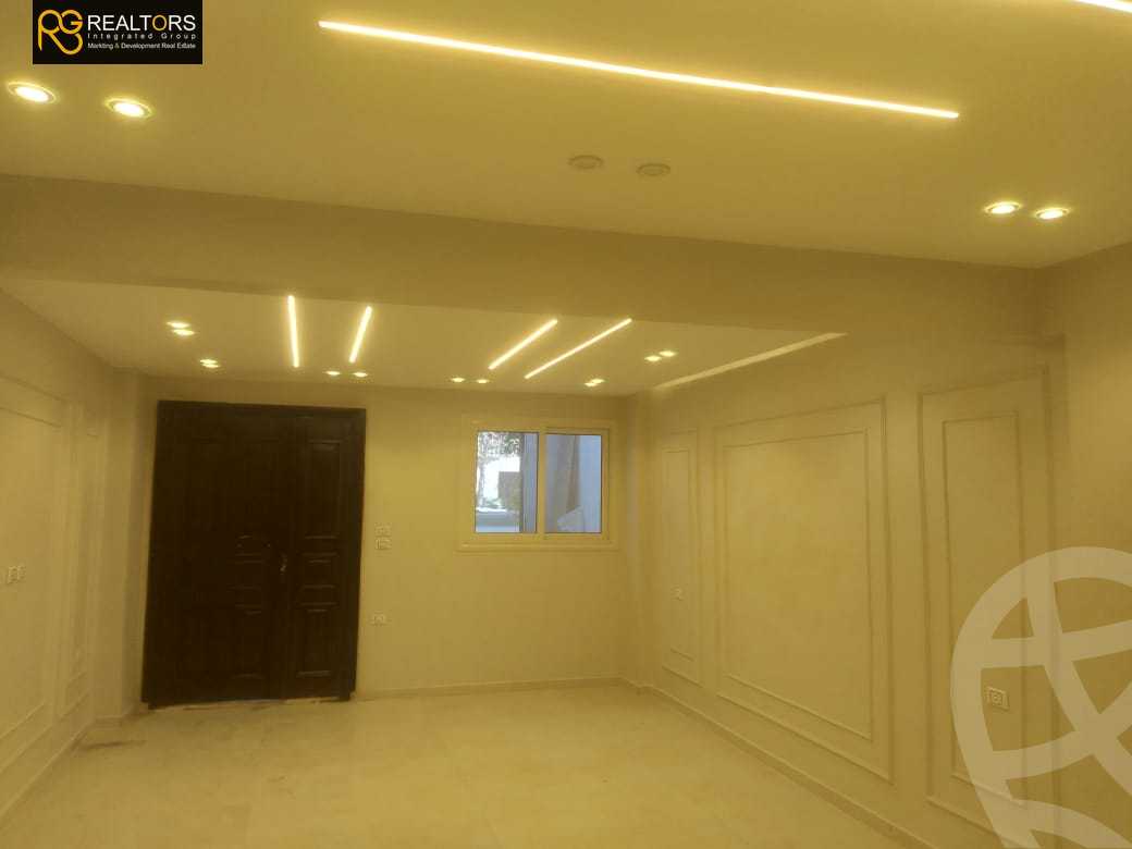 https://aqarmap.com.eg/en/listing/5656871-for-sale-cairo-6th-of-october-el-ahyaa-neighborhood-3rd