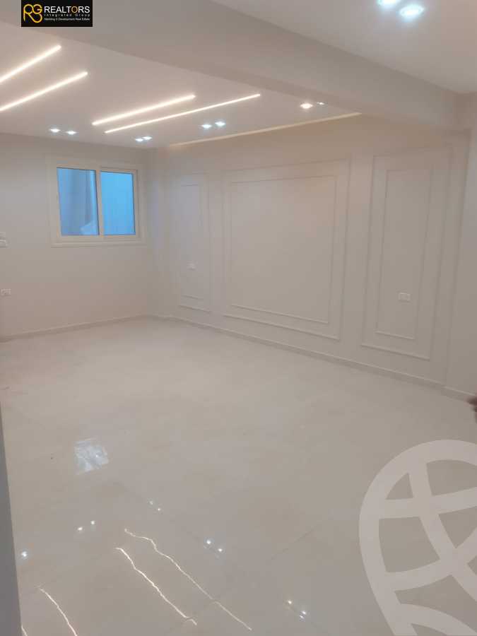 https://aqarmap.com.eg/en/listing/5656871-for-sale-cairo-6th-of-october-el-ahyaa-neighborhood-3rd