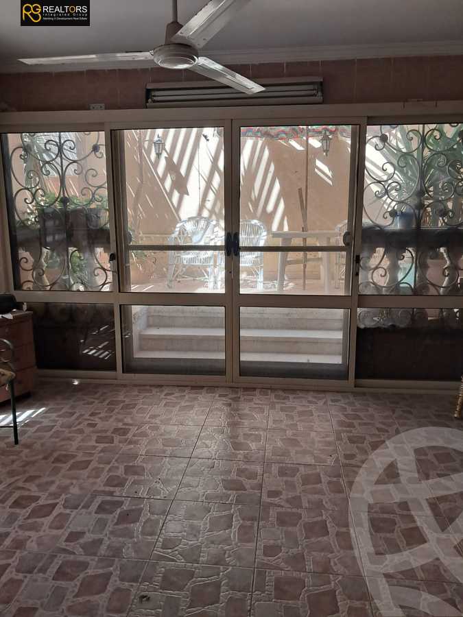 https://aqarmap.com.eg/en/listing/5656902-for-sale-cairo-6th-of-october-el-ahyaa-neighborhood-8th-el-tahrir-rd