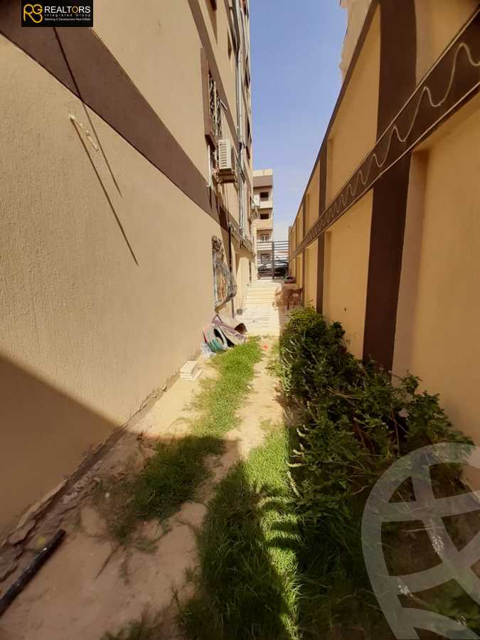 https://aqarmap.com.eg/en/listing/5656910-for-sale-cairo-6th-of-october-hadaeq-october-lmntq-lsyhy-b