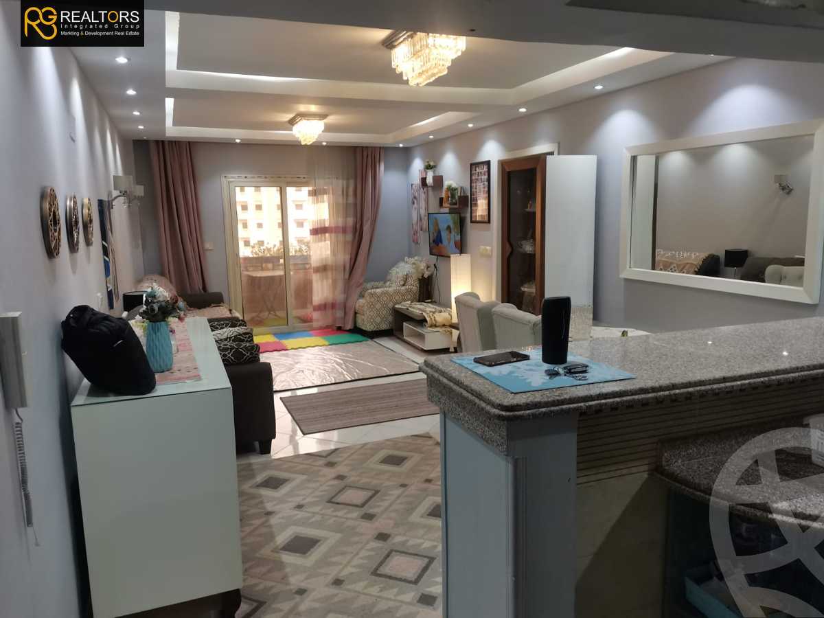 https://aqarmap.com.eg/en/listing/5657233-for-sale-cairo-6th-of-october-hadaeq-october-kmbwnd-fy-hdyq-ktwbr-el-fardoos-city