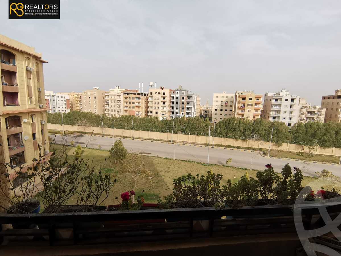 https://aqarmap.com.eg/en/listing/5657233-for-sale-cairo-6th-of-october-hadaeq-october-kmbwnd-fy-hdyq-ktwbr-el-fardoos-city