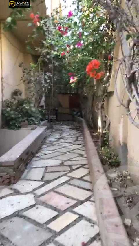 https://aqarmap.com.eg/en/listing/5663904-for-sale-cairo-6th-of-october-el-ahyaa-neighborhood-3rd-al-hay-al-thalith-st