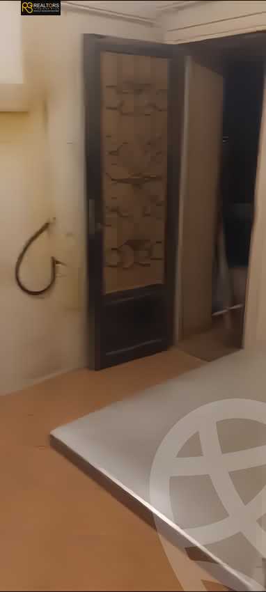 https://aqarmap.com.eg/en/listing/5664010-for-sale-cairo-6th-of-october-hay-el-bashayer