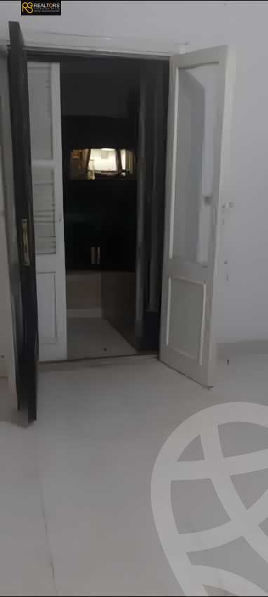 https://aqarmap.com.eg/en/listing/5664010-for-sale-cairo-6th-of-october-hay-el-bashayer