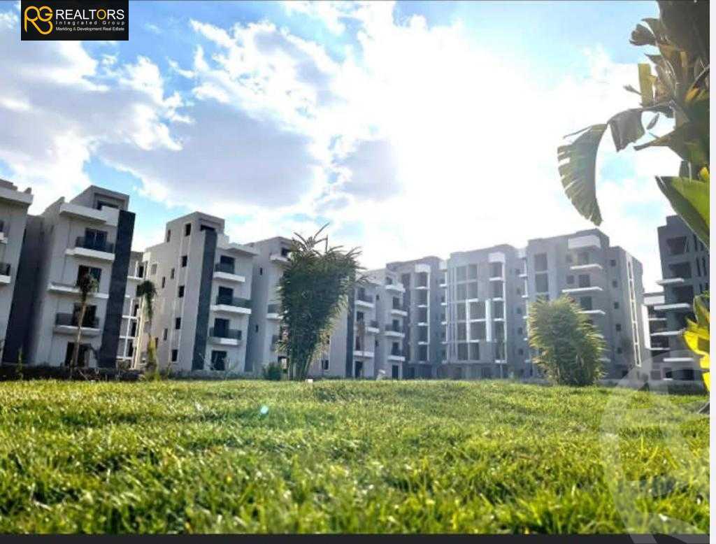https://aqarmap.com.eg/en/listing/5665034-for-sale-cairo-6th-of-october-hadaeq-october-kmbwnd-fy-hdyq-ktwbr-sun-capital