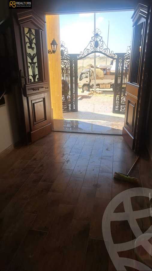 https://aqarmap.com.eg/en/listing/5665580-for-sale-cairo-6th-of-october-el-ahyaa-neighborhood-6th-neighborhood-3