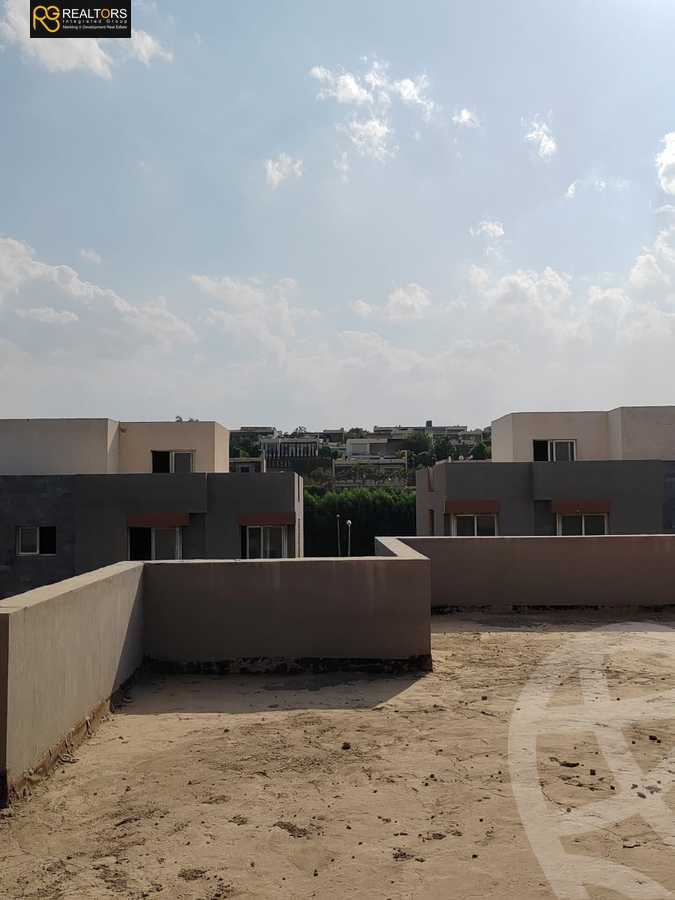 https://aqarmap.com.eg/en/listing/5667265-for-sale-cairo-el-sheikh-zayed-city-compounds-zayed-regency
