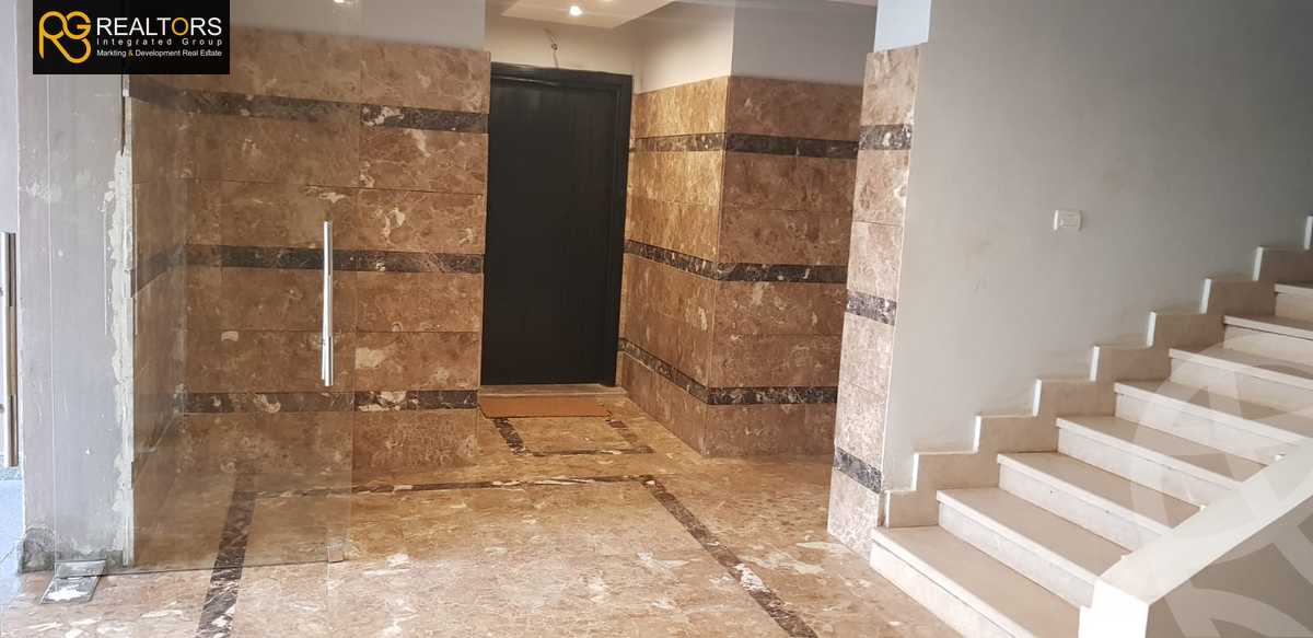 https://aqarmap.com.eg/en/listing/5667265-for-sale-cairo-el-sheikh-zayed-city-compounds-zayed-regency