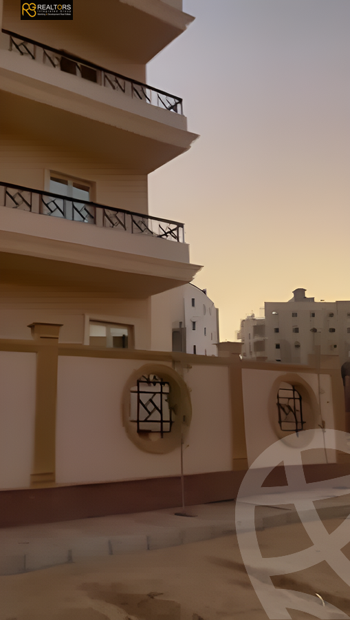https://aqarmap.com.eg/ar/listing/5667297-for-sale-cairo-6th-of-october-el-ahyaa-neighborhood-9th