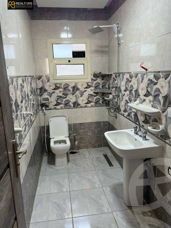 https://aqarmap.com.eg/en/listing/5667304-for-sale-cairo-6th-of-october-el-ahyaa-neighborhood-4th-school-st