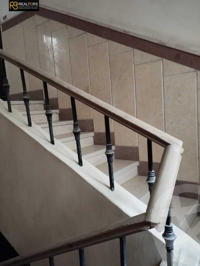 https://aqarmap.com.eg/en/listing/5674290-for-sale-cairo-6th-of-october-el-ahyaa-neighborhood-8th