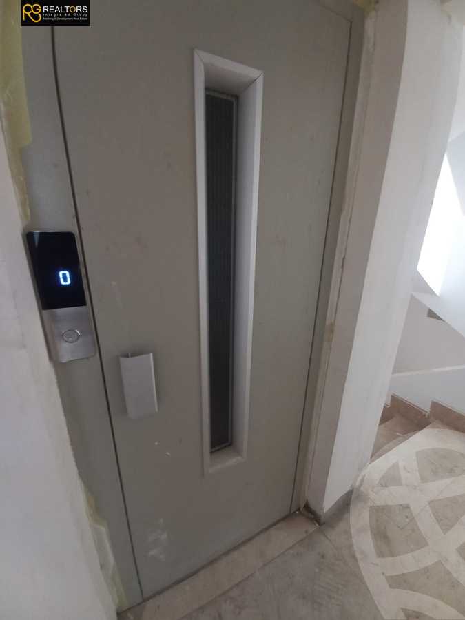 https://aqarmap.com.eg/en/listing/5674351-for-sale-cairo-6th-of-october-hadaeq-october