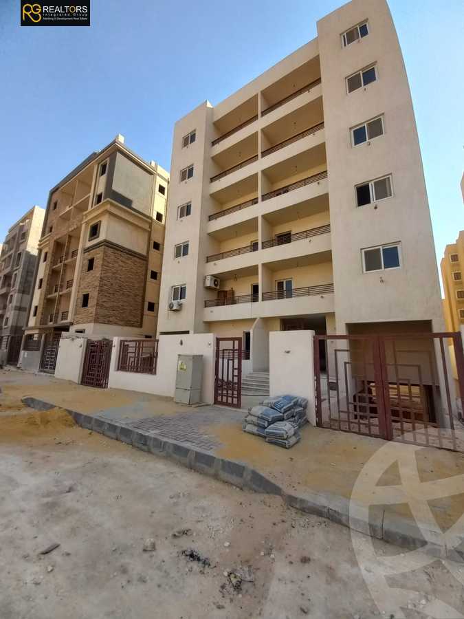 https://aqarmap.com.eg/en/listing/5674351-for-sale-cairo-6th-of-october-hadaeq-october
