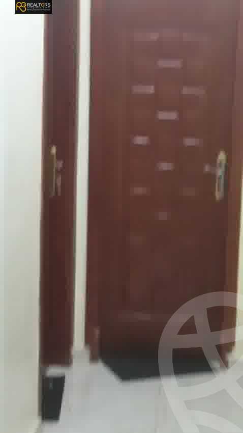 https://aqarmap.com.eg/en/listing/5674381-for-sale-cairo-6th-of-october-hadaeq-october-kmbwnd-fy-hdyq-ktwbr-djlh-blmz-m-mr-lmrshdy