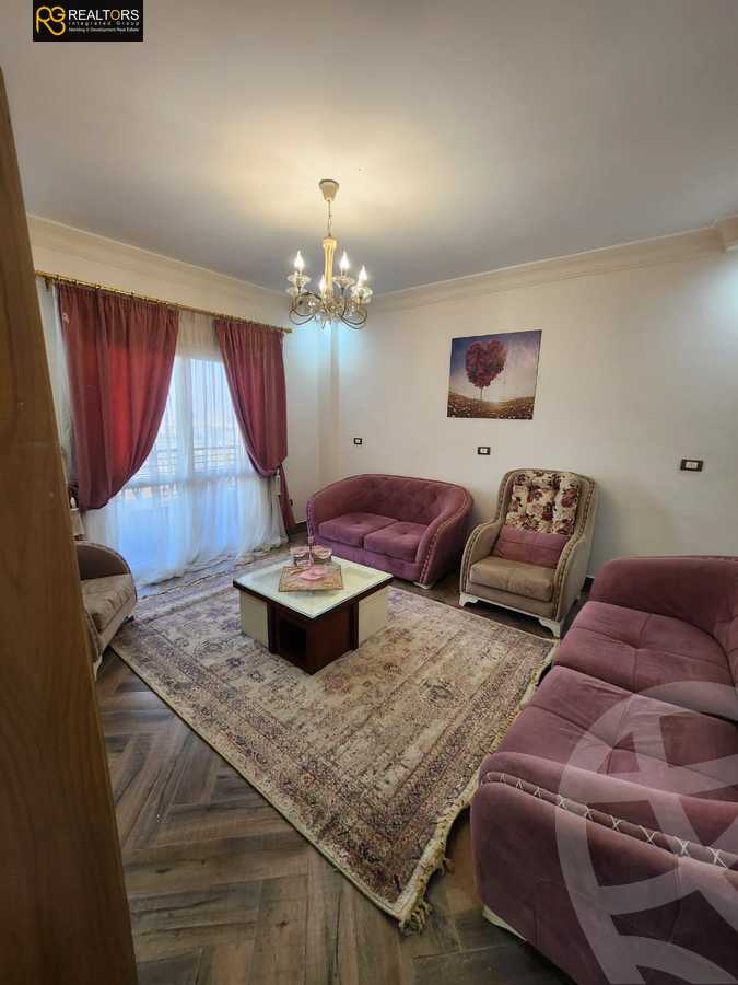 https://aqarmap.com.eg/ar/listing/5705932-for-sale-cairo-el-sheikh-zayed-city-compounds-el-khamayel