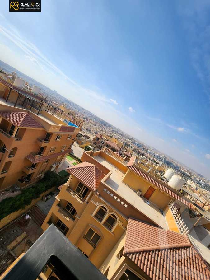 https://aqarmap.com.eg/ar/listing/5705932-for-sale-cairo-el-sheikh-zayed-city-compounds-el-khamayel