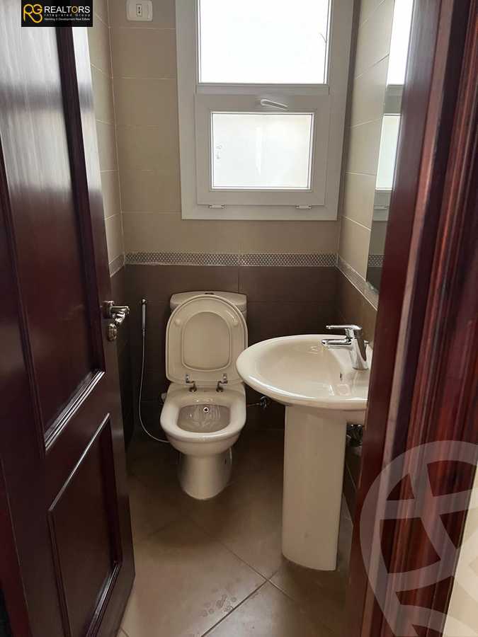 https://aqarmap.com.eg/ar/listing/5705942-for-sale-cairo-el-sheikh-zayed-city-compounds-el-khamayel