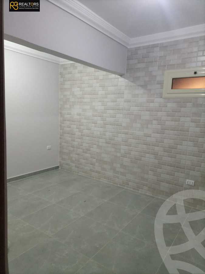 https://aqarmap.com.eg/ar/listing/5705978-for-sale-cairo-el-sheikh-zayed-city-el-hay-elthamen