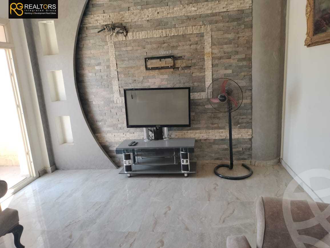 https://aqarmap.com.eg/en/listing/5705984-for-rent-cairo-el-sheikh-zayed-city-compounds-el-yasmeen-compound