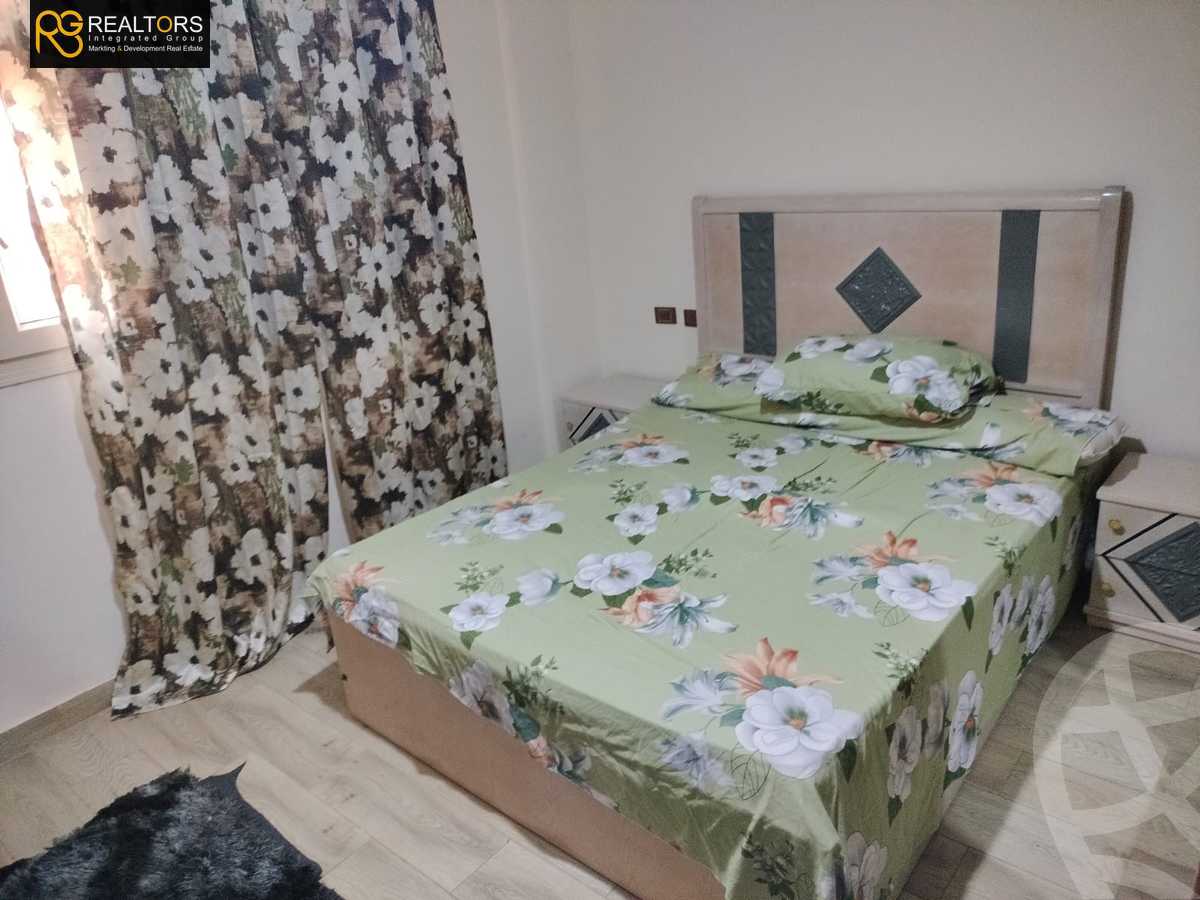 https://aqarmap.com.eg/en/listing/5705984-for-rent-cairo-el-sheikh-zayed-city-compounds-el-yasmeen-compound