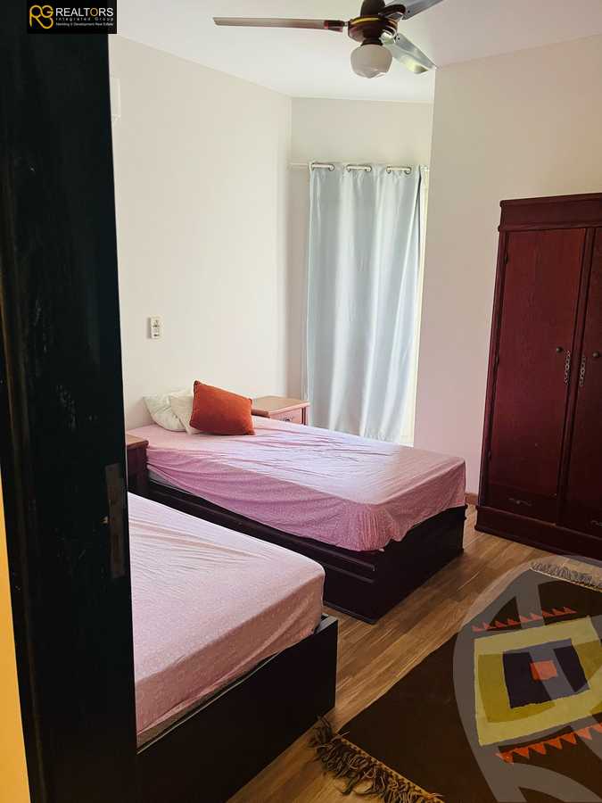 https://aqarmap.com.eg/en/listing/5707433-for-sale-cairo-el-sheikh-zayed-city-compounds-dh-drys