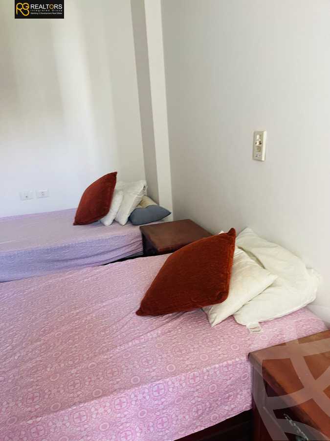 https://aqarmap.com.eg/en/listing/5707433-for-sale-cairo-el-sheikh-zayed-city-compounds-dh-drys
