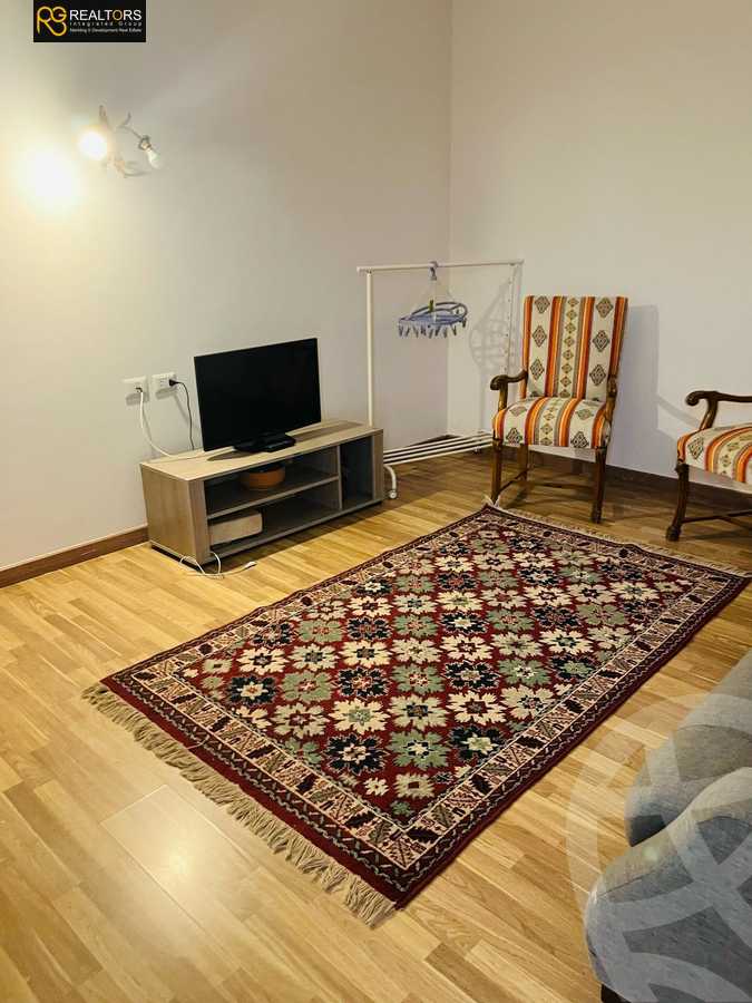 https://aqarmap.com.eg/en/listing/5707433-for-sale-cairo-el-sheikh-zayed-city-compounds-dh-drys