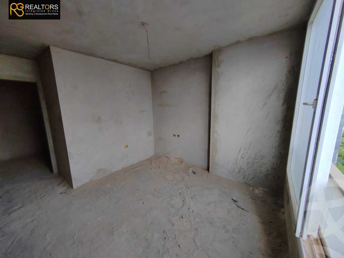 https://aqarmap.com.eg/ar/listing/5707441-for-sale-cairo-el-sheikh-zayed-city-compounds-zayed-regency