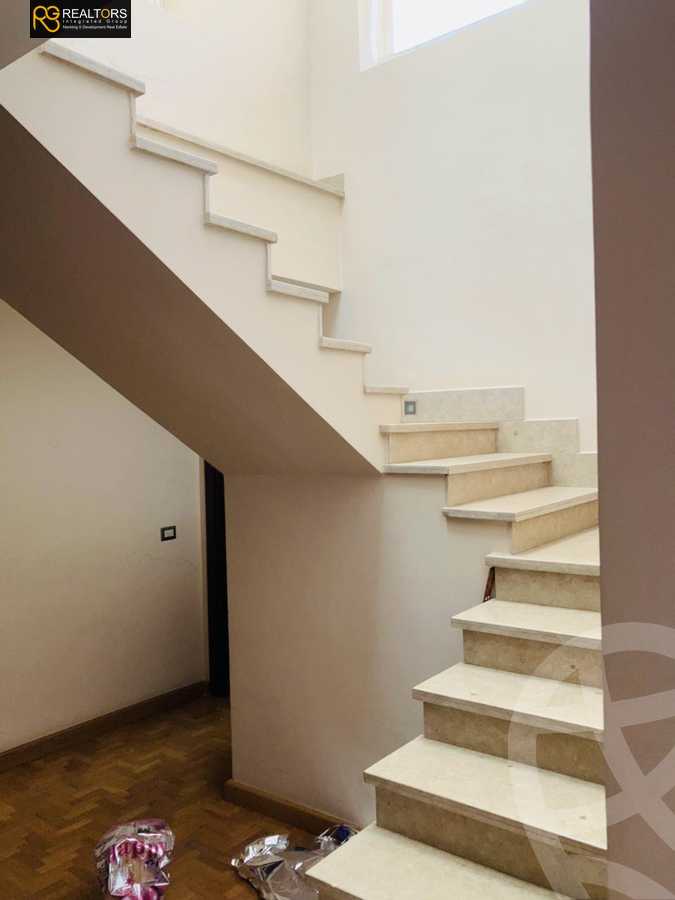 https://aqarmap.com.eg/en/listing/5707603-for-sale-cairo-el-sheikh-zayed-city-compounds-zayed-dunes