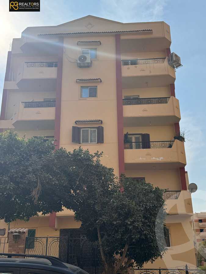 https://aqarmap.com.eg/en/listing/5753146-for-sale-cairo-6th-of-october-el-ahyaa-neighborhood-4th-school-st