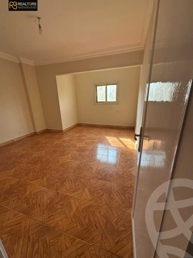 https://aqarmap.com.eg/en/listing/5753146-for-sale-cairo-6th-of-october-el-ahyaa-neighborhood-4th-school-st