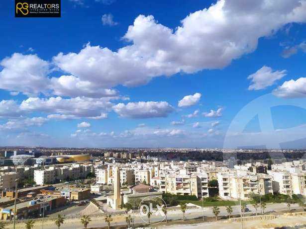 https://aqarmap.com.eg/en/listing/5767351-for-sale-cairo-el-sheikh-zayed-city-compounds-el-khamayel